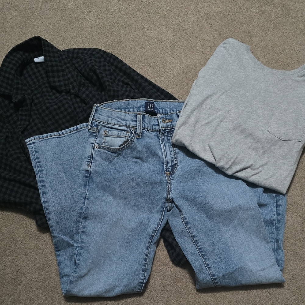 💙GAP Blue Denim Jeans with Gray Top and Black Checkered Shirt LOT💙